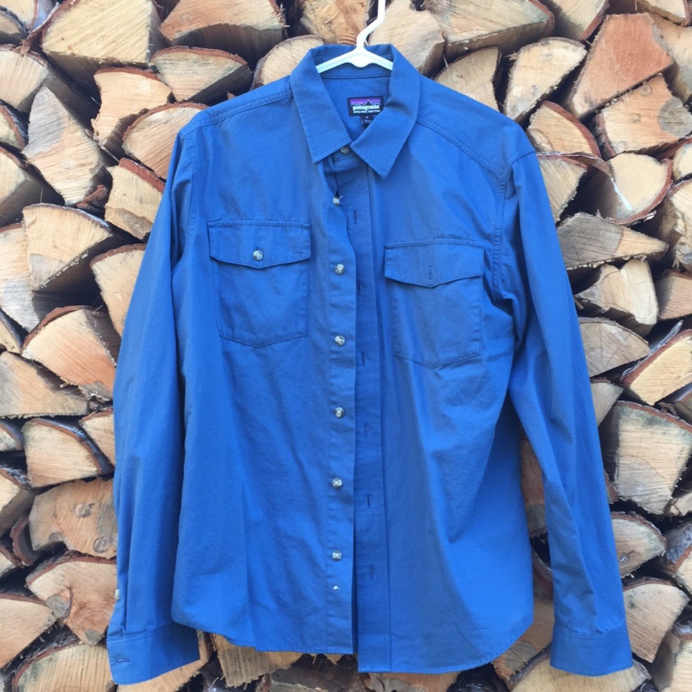 Men’s Patagonia dress shirt